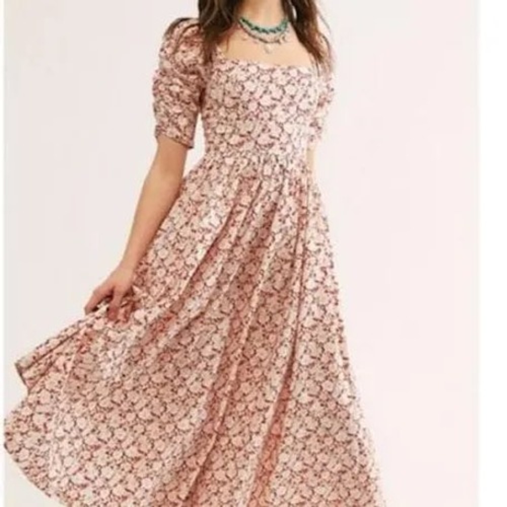 FREE PEOPLE Red Ditsy Floral Cottagecore Romantic Midi Dress‎ Puff Sleeve Size 2